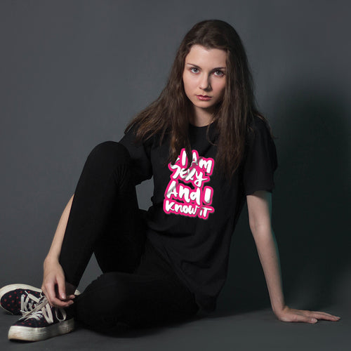 "I AM SEXY AND I KNOW IT", Boyfriend Women T-shirt - FHMax.com