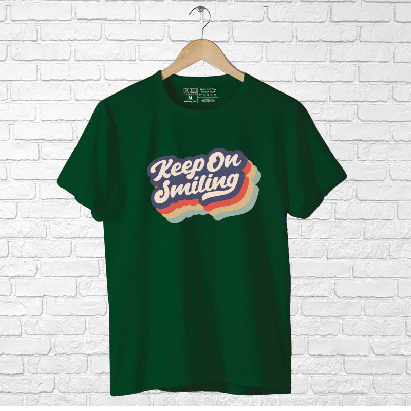 Keep on smiling, Boyfriend Women T-shirt - FHMax.com